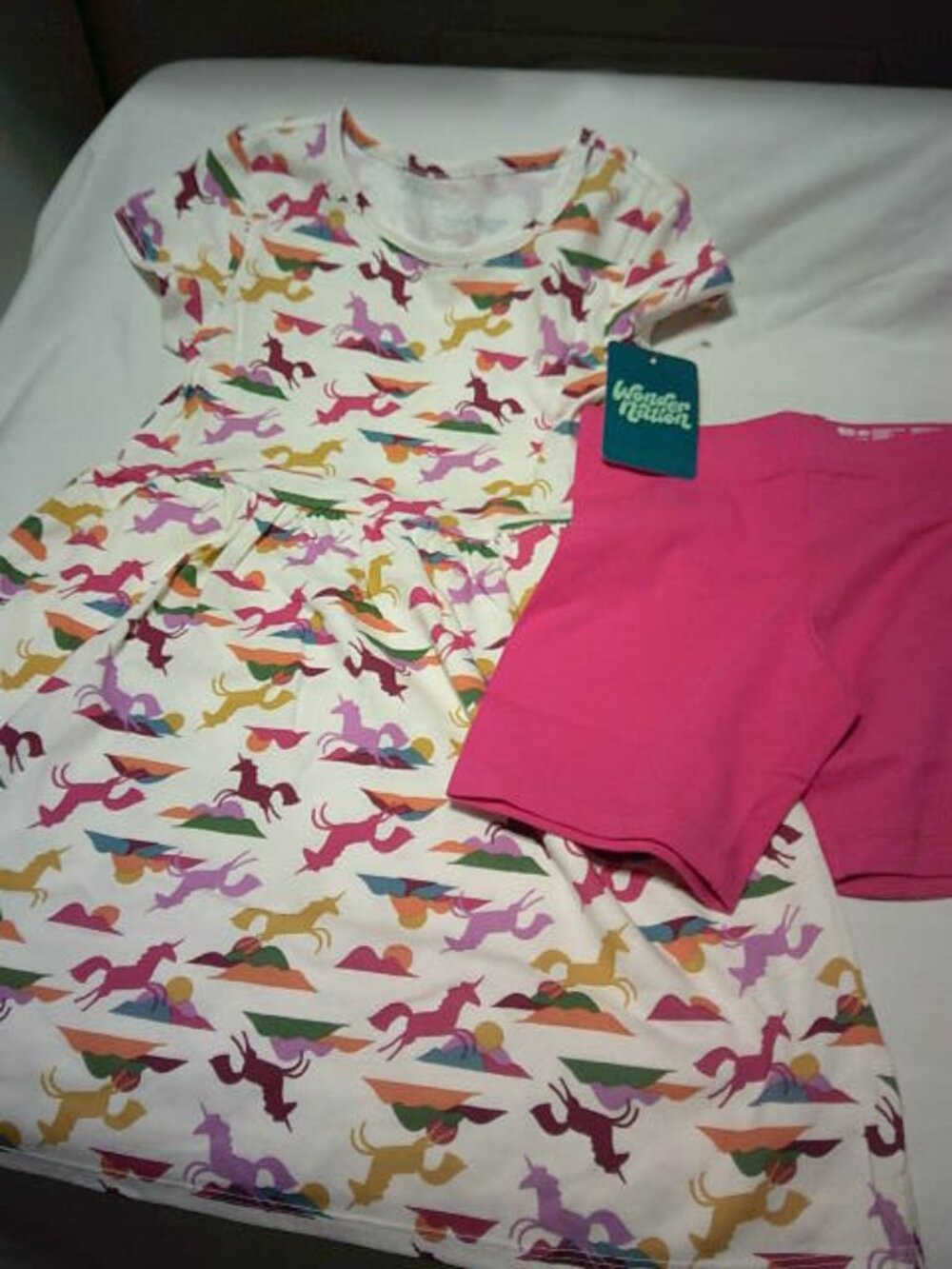 NEW GIRLS WONDER NATION SIZE M (8) 2 PC OUTFIT SET DRESS & SHORTS UNICORN DESIGN